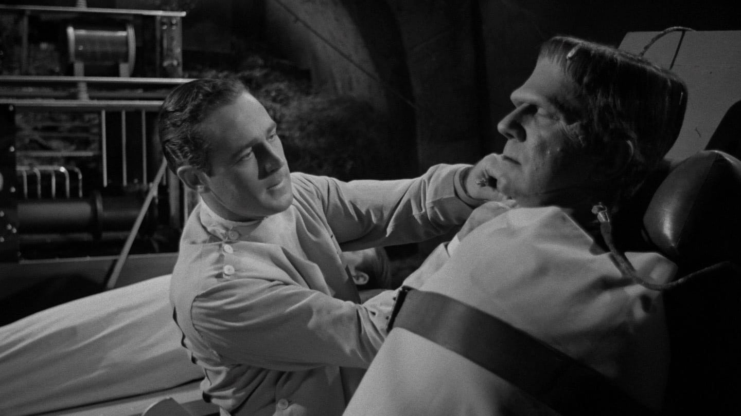 Frankenstein Meets the Wolf Man backdrop