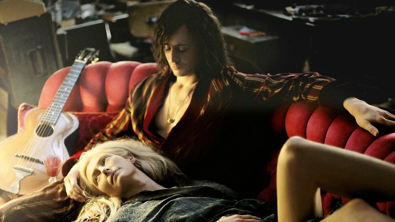 Only Lovers Left Alive 13 Movie Review Alternate Ending Only Lovers Left Alive 13 Movie Review Alternate Ending